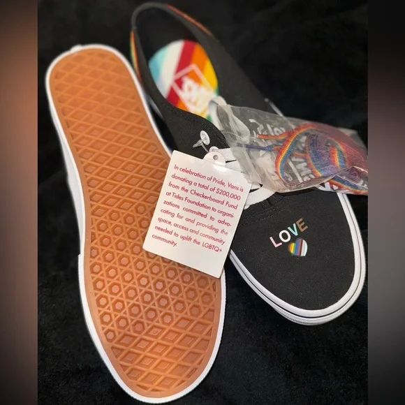 Vans Pride Collection New Love is Love Shoes Men Rainbow Black! Unisex - Picture 6 of 15